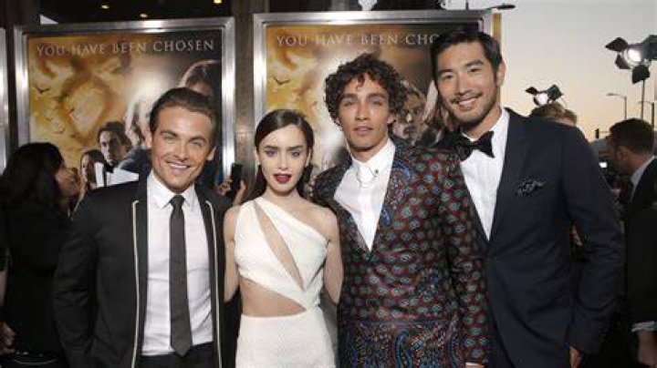 「robert sheehan girlfriend」の検索結果 Yahoo!検索(画像) 検索, ロバート
