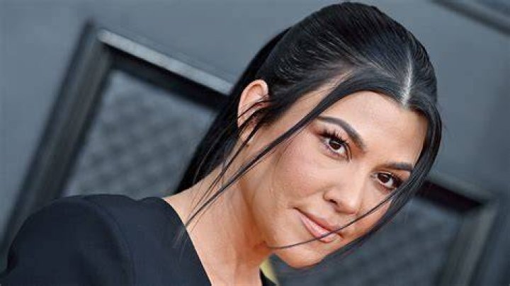 31 OldSchool Kardashian Pictures You Have to See Kardashian girls