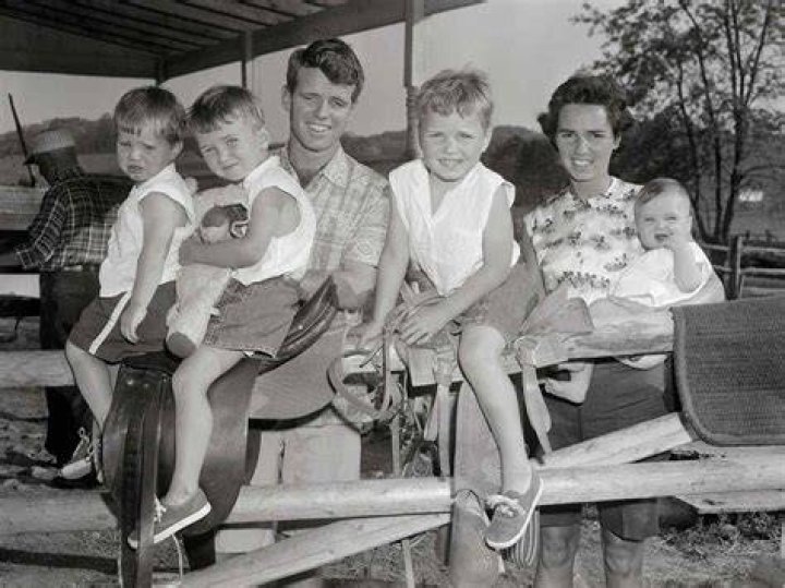 A Peek Into The Lives Of His Brothers And Sisters