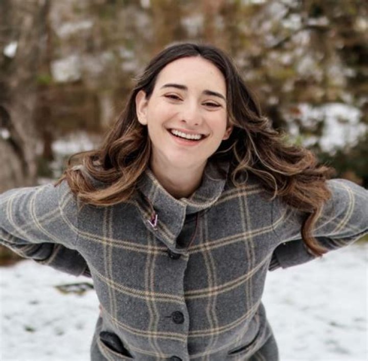 Abigail Shapiro Biography, Wiki, Net Worth, Height, Career, Education