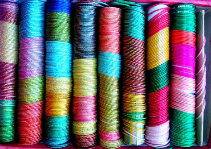 All About Colorful Indian Glass Bangles Utsavpedia