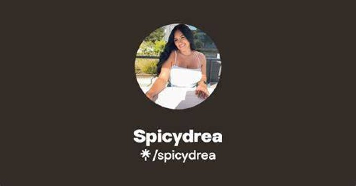 Andrea López / andrea.lopez44 / spicydrea leaked nude photo from