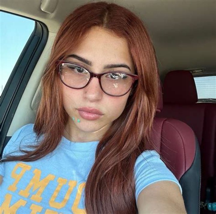 Angela Alvarez Of Leaks: An Unforgettable Story
