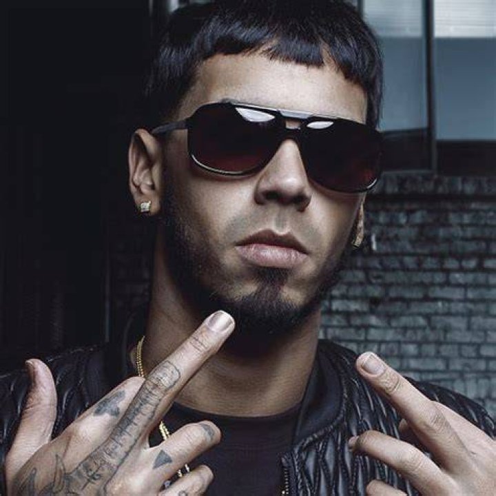 Artista Anuel AA. Biografia, Discografia, Discos, Peliculas