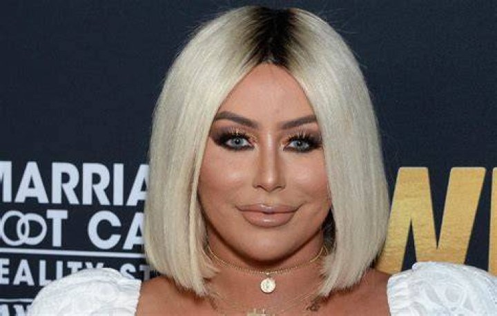 Aubrey O’Day Net worth, House, Car, Salary, Boyfriend & Family 2018