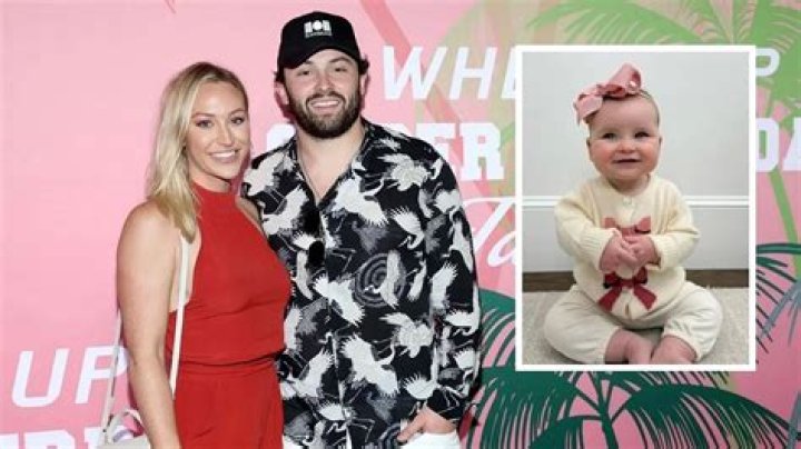 Baker Mayfield shares a picture of the family amid the collapse of his