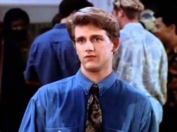 Beverly Hills 90210 Gabriel Macht (s02e11)(HD).wmv YouTube