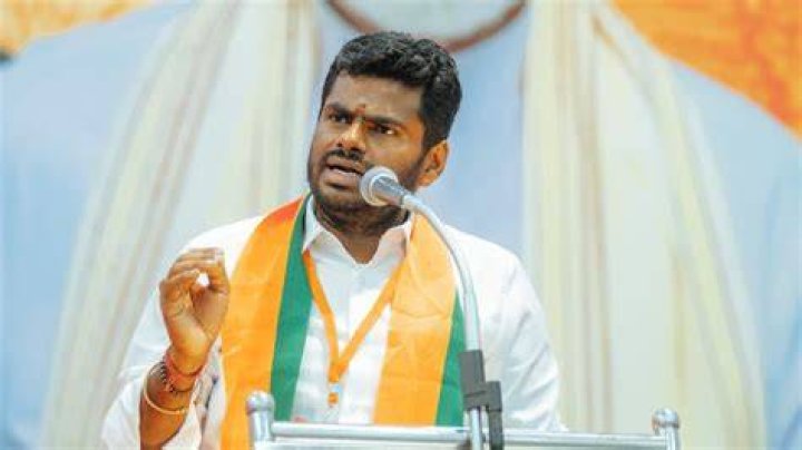 BJP Leader Annamalai acceted a small girls invitation and went to her