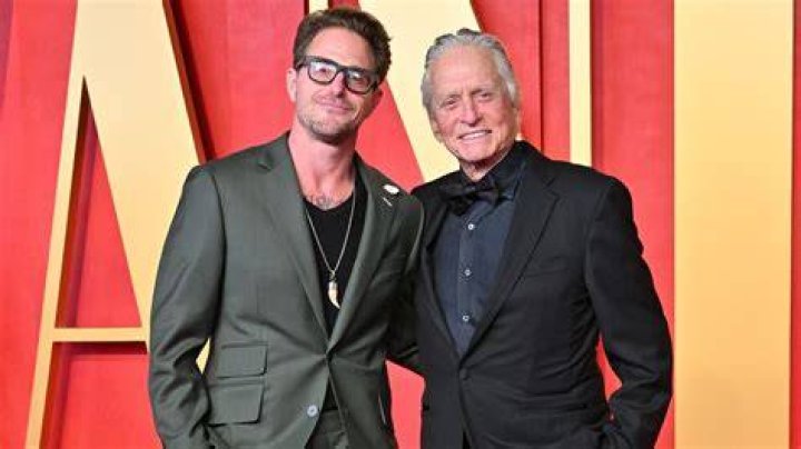 Cameron Douglas AlloCin&eacute;