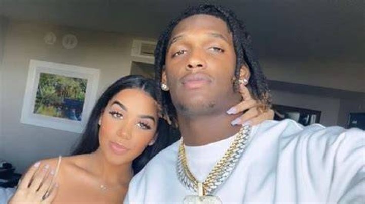 CeeDee Lamb is not married now, he is dating his girlfriend, net worth