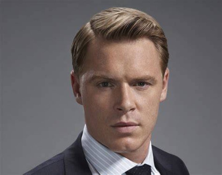 Celebrity Diego Klattenhoff HD Wallpaper