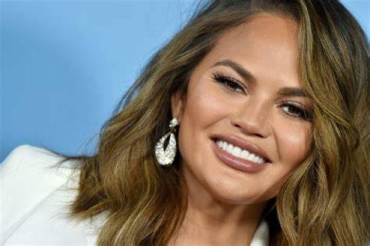 Chrissy Teigen Ethnicity, Nationality, Race, Family, Body measurements