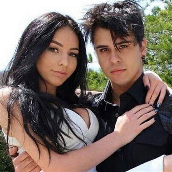 Cyrus Dobre Age, Family, Girlfriend, Net Worth, & More
