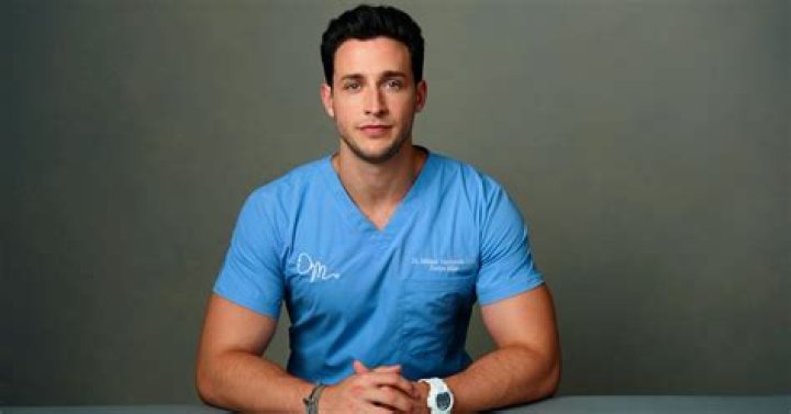 Doctor Mike Dr mike, Dr mike varshavski, Doctor mike girlfriend