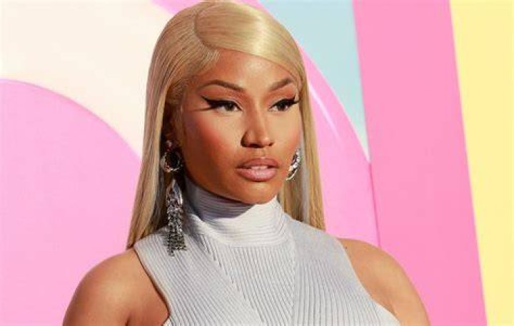 E Report Nicki Minaj Shoots Her Shot At Micheal B. Jordan [AUDIO