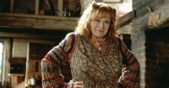 Embodying Mrs. Weasley In Harry Potter Films