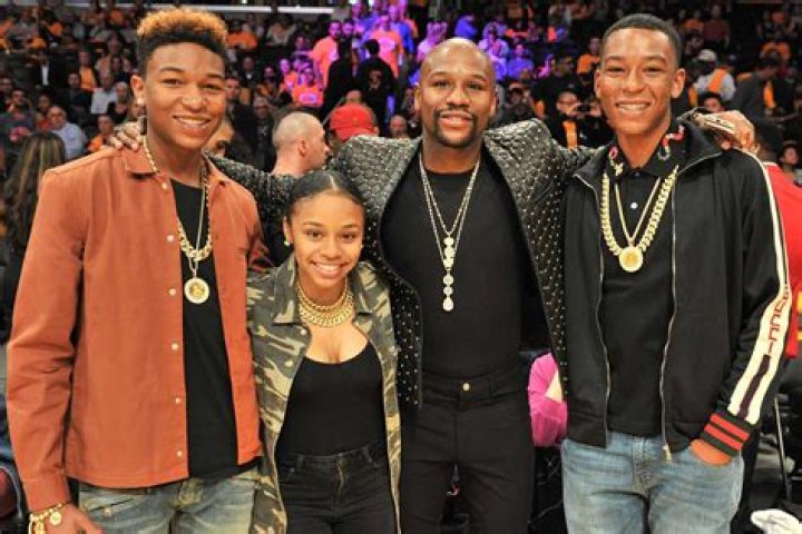 Floyd Mayweather Children Iyanna Mayweather, Zion Shamaree Mayweather