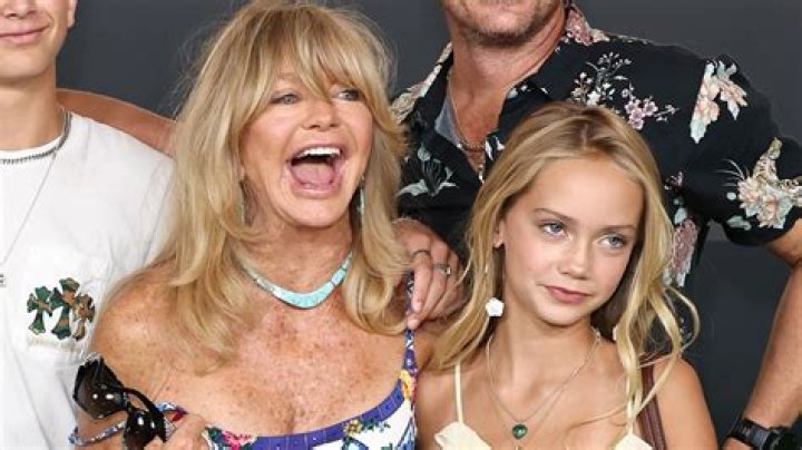 Goldie Hawn Family With Daughter,Son and Ex Husband Bill Hudson 2020
