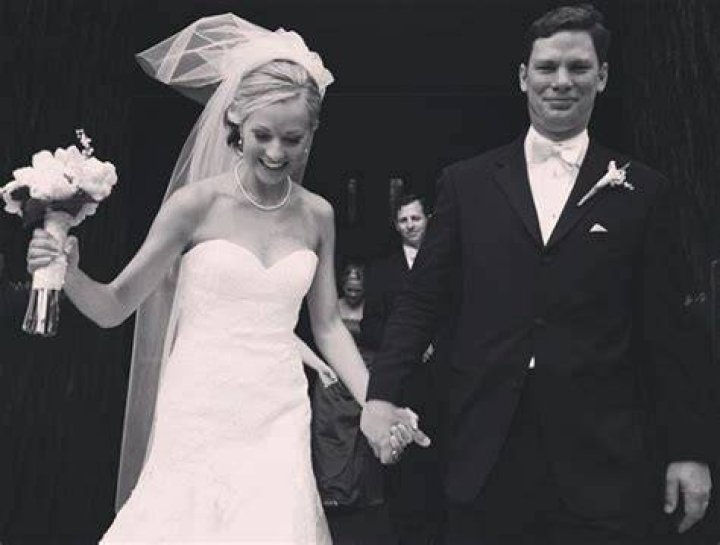 Is Sandra Smith married to Shepard Smith? Celebrity.fm 1 Official