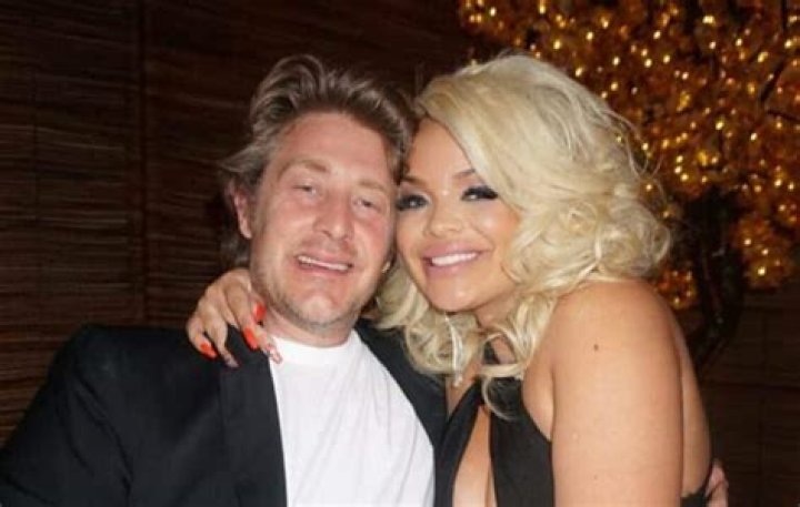 Jason Nash girlfriend, biography, net worth, age, wife, girlfriend