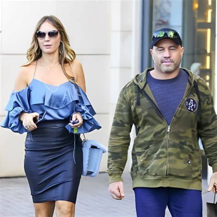 Jessica Rogan is married to Comedian Husband Joe Rogan, All about the
