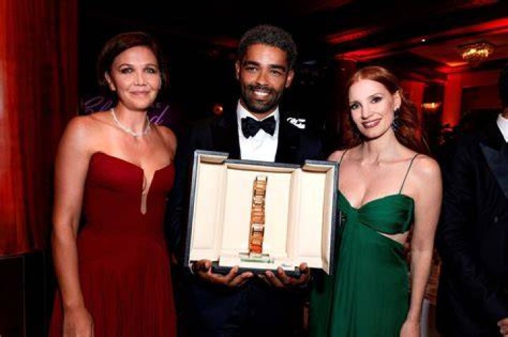 Jessie Buckley and Kingsley BenAdir win this year’s Trophée Chopard at