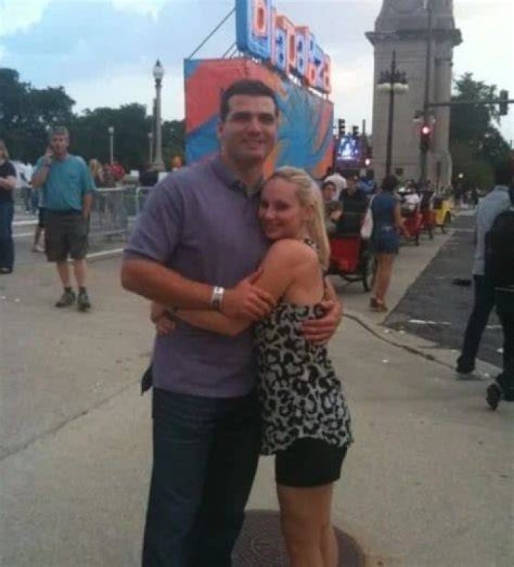 Joey Votto is not Married to Wife. Dating Girlfriend Jeanne Paulus