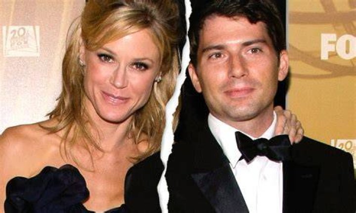 Julie Bowen Files for Divorce from Her Estranged Husband Reveals Date