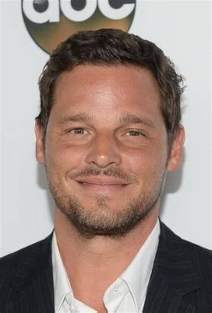Justin Chambers as "Alex Karev" in 'Grey's Anatomy' Justin chambers