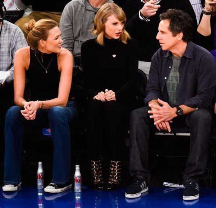 Karlie Kloss and Taylor Swift Vogue Loving These Looks Lily.fi