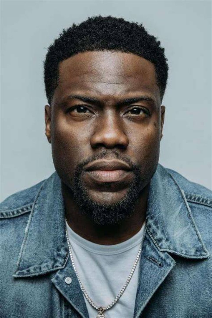 Kevin Hart's Cutest Photos With His Kids and Blended Family