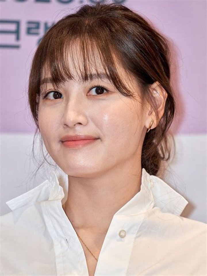 Kim JiWon Pictures Rotten Tomatoes