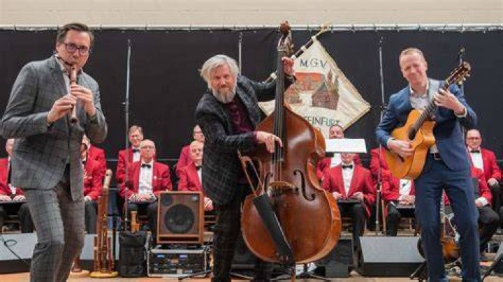 Königshovener MGV umrahmte musikalisch das internationale Brautamt für