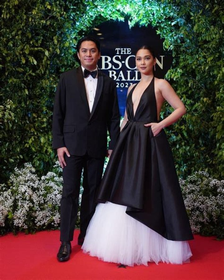 Maja Salvador bioage, height, net worth, husband, parents