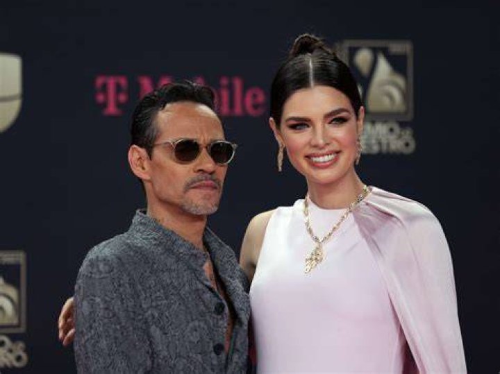 Marc Anthony&rsquo;s Wife Nadia Ferreira Announces Pregnancy 2 Weeks After