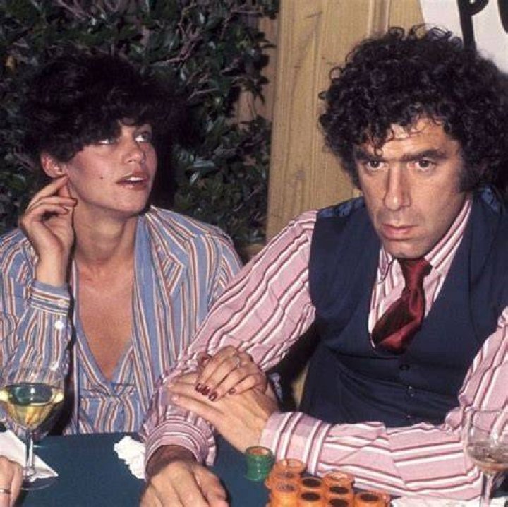 Molly Gould Inside The Life Of Elliott Gould's Daughter Dicy Trends
