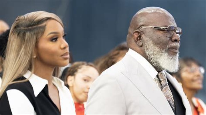 Pastor Sarah Jakes Roberts shares her spiritual journey Los Angeles Times
