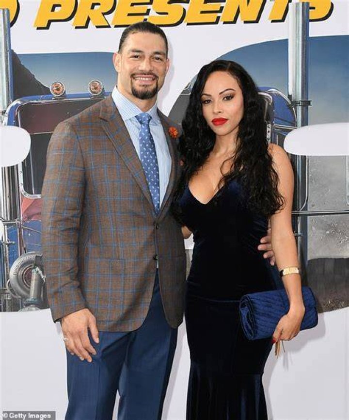 Roman Reigns’ wife expecting twins... for the second time! Cageside Seats
