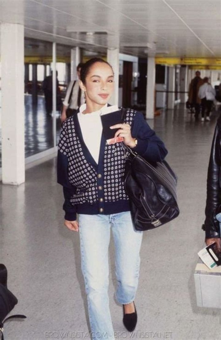 Sade Adu at Heathrow Airport, 1988 Sade adu, Sade, Sade husband