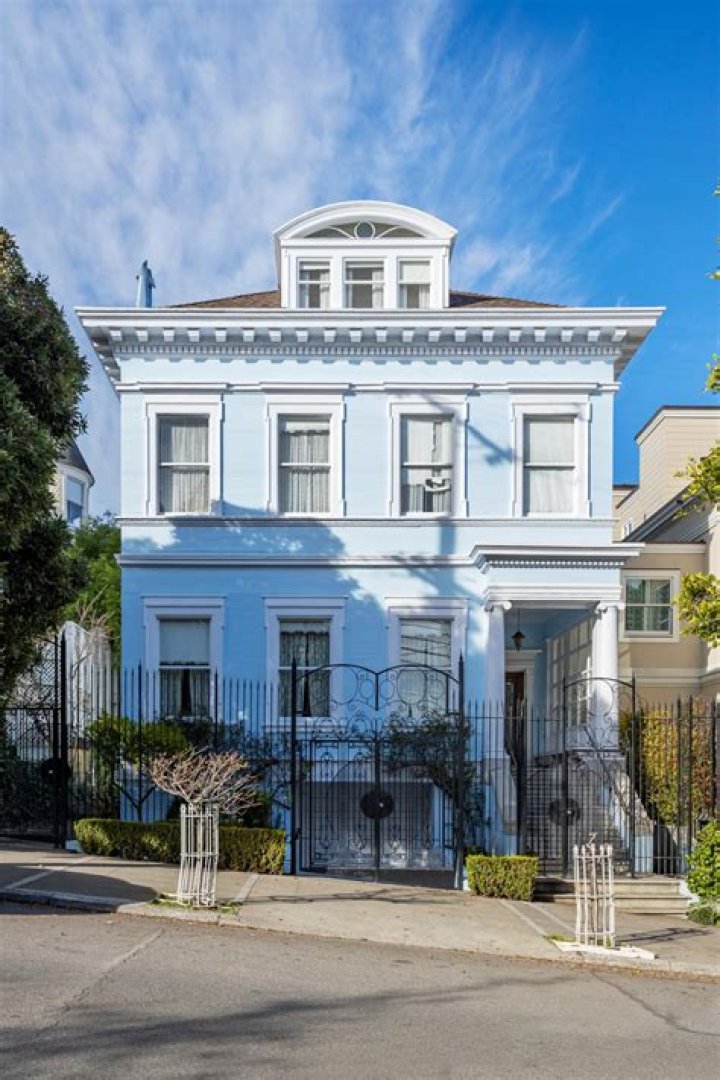 San Francisco Home Formerly Owned by 90s Golden Couple, Meg Ryan and