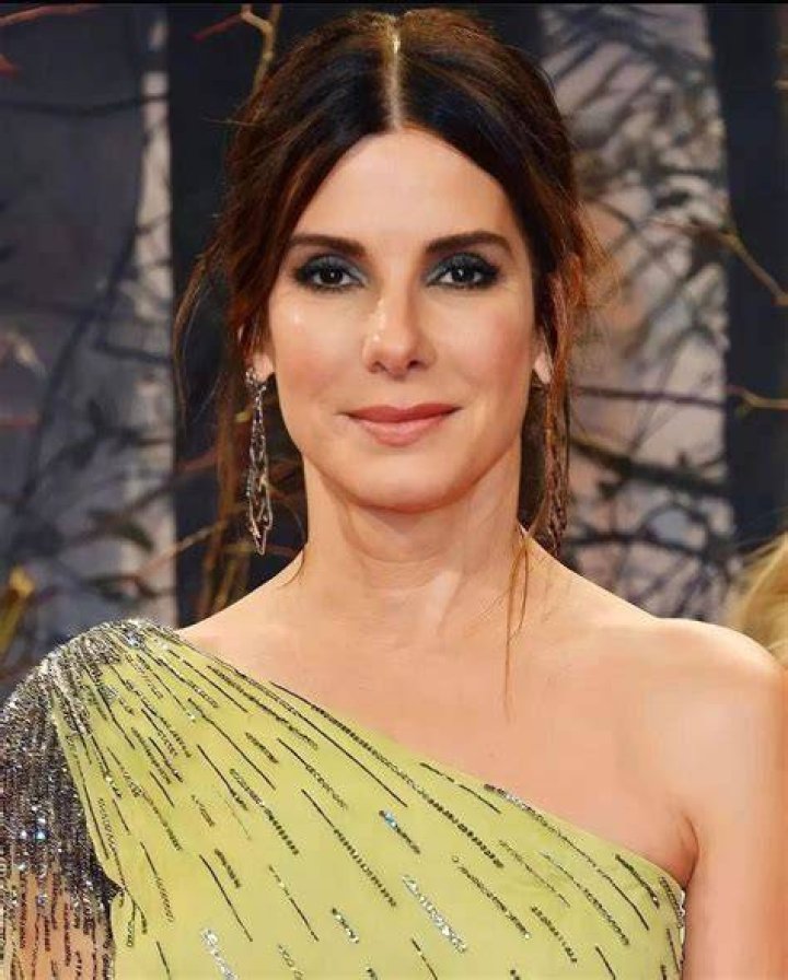 Sandra Bullock's famous younger ex calls her the "greatest girlfriend