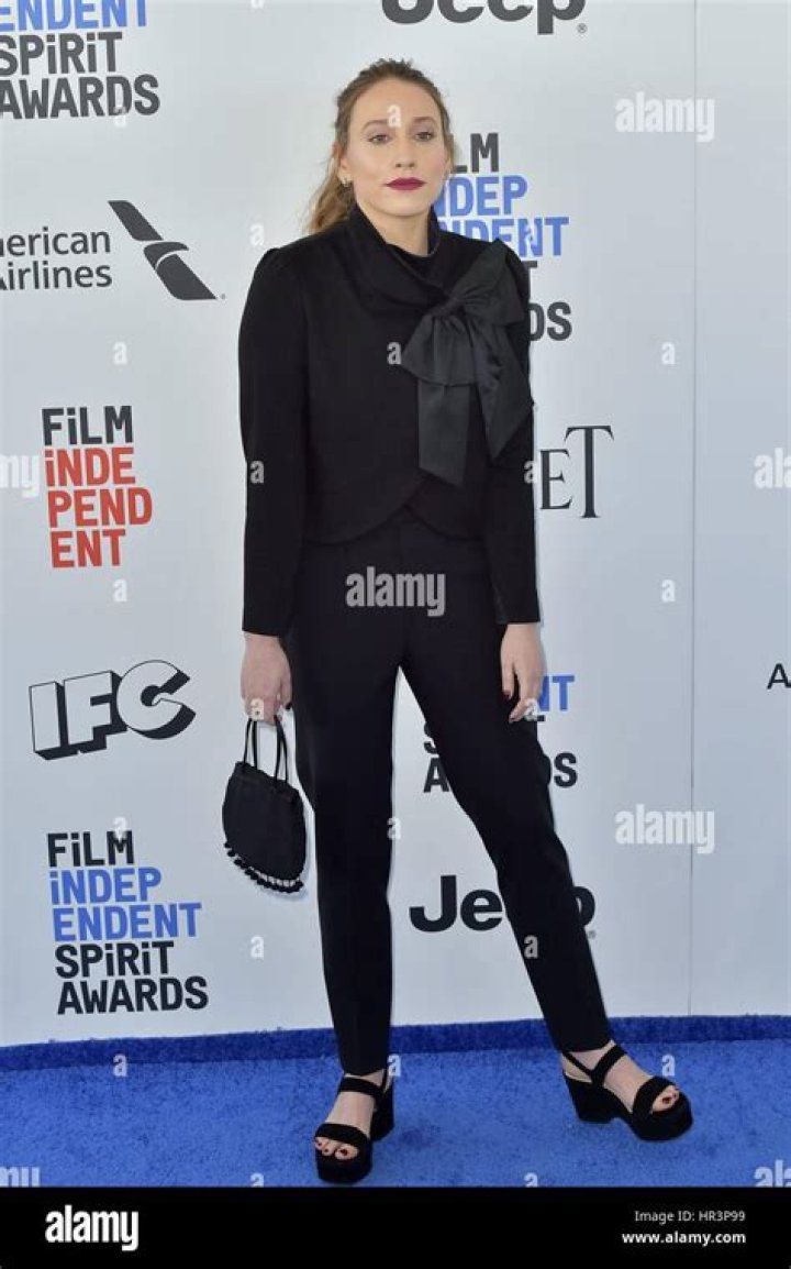 Sarah Sutherland at the 32nd Film Independent Spirit Awards in Santa