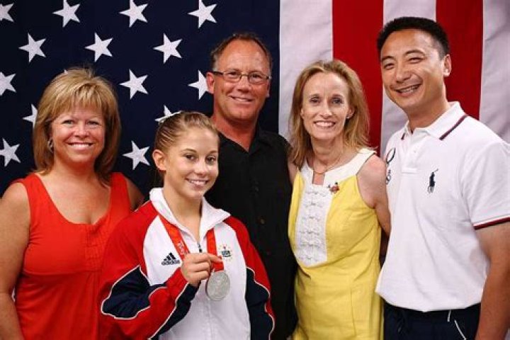 Shawn Johnson Parents Doug And Teri Johnson And Family Life