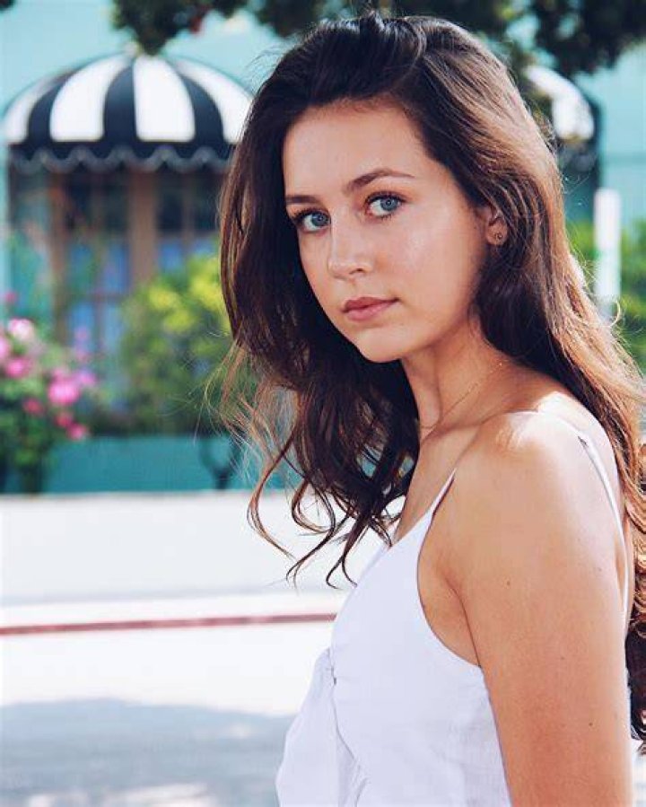 Starlet Arcade Hot Emma Fuhrmann