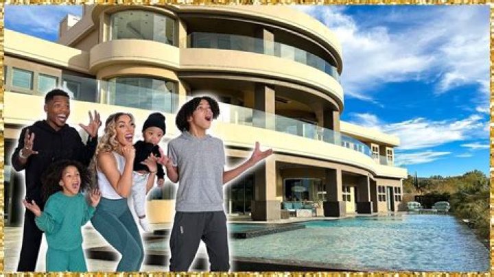 THE BEVERLY HALLS OFFICIAL DREAM HOME TOUR! YouTube