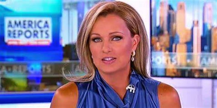 The Fox News Anchor, Sandra Smith is married to John Connelly (Bio, Age
