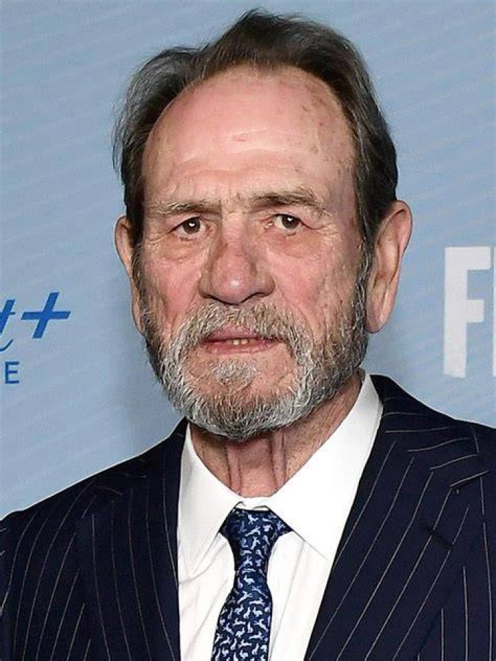 Tommy Lee Jones, Blockbuster Actor And Harvard Football Player, Has