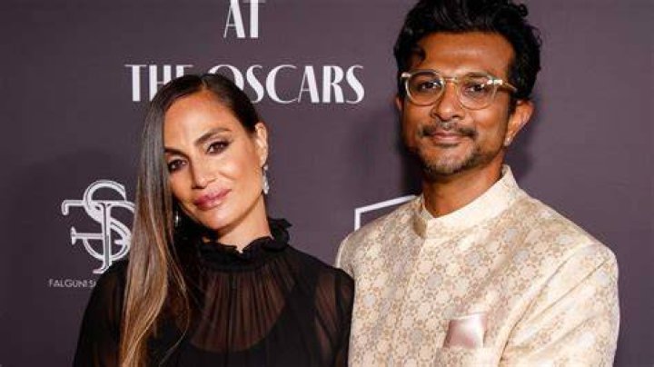 Utkarsh Ambudkar Married Status Now, Who Is His Wife?