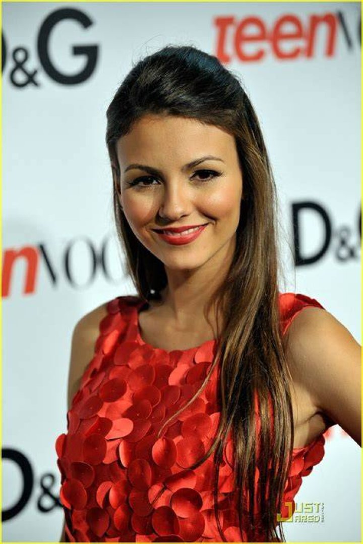Victoria Justice Teen Vogue Victorious Photo 302111 Photo Gallery