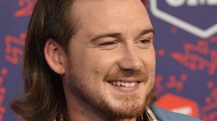 Viewers Have A Strong Reaction To Wallen's 2022 CMAs Appearance